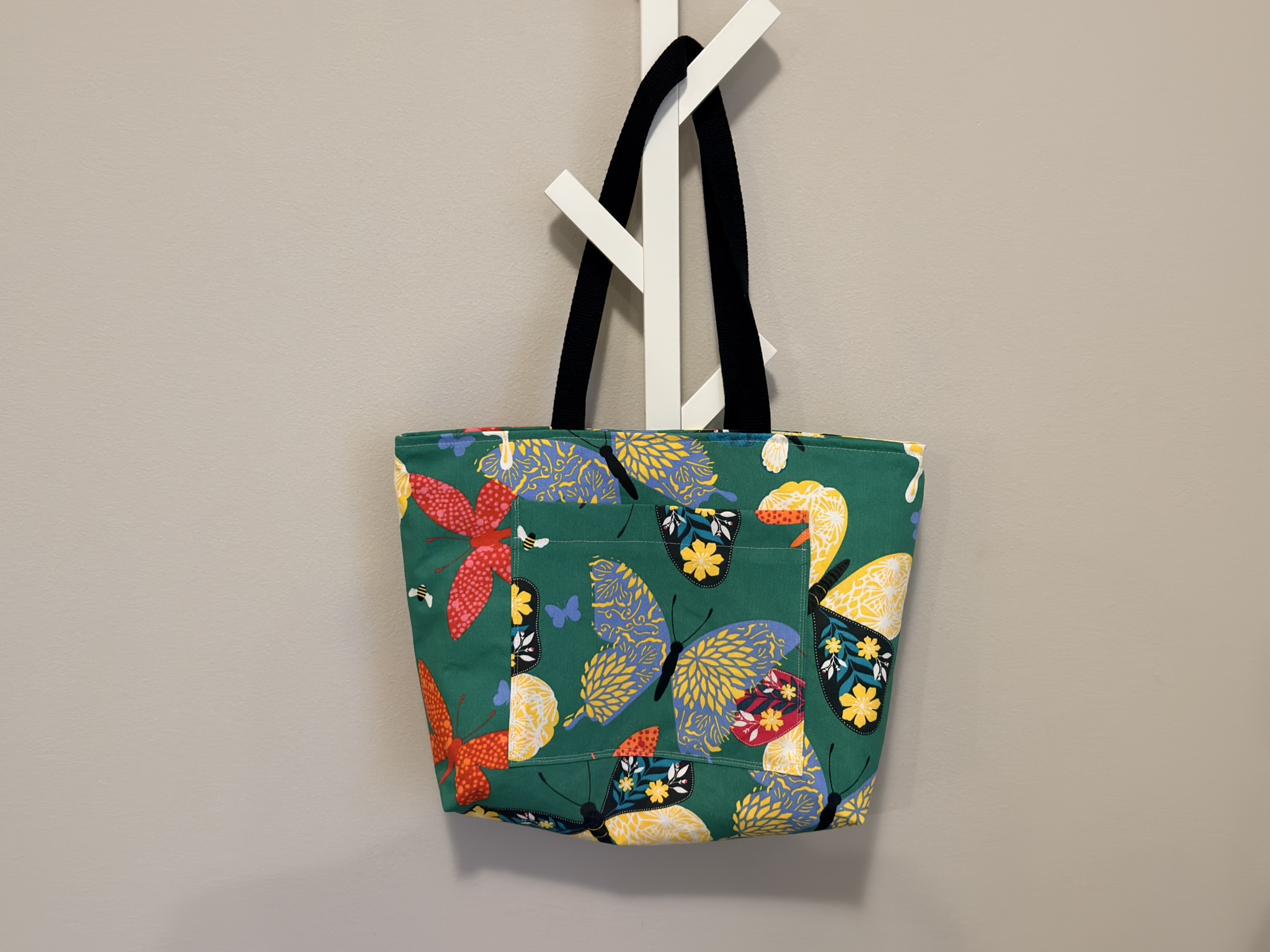 FF86489A-CA8A-479D-9DC7-7D0B211B5F8B_1_102_o